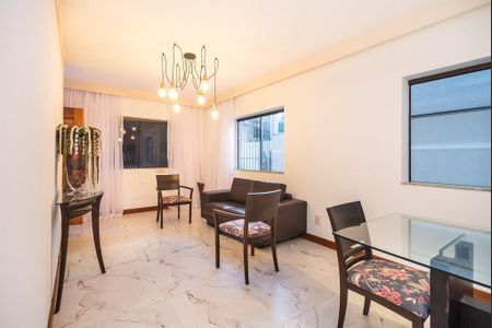 Casa à venda com 3 quartos, 230m² em Ingá, Niterói
