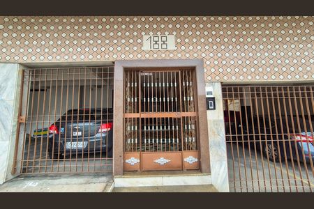 Apartamento à venda com 67m², 2 quartos e 1 vaga Apartamento à venda com 67m², 2 quartos e 1 vagaFrente do prédio