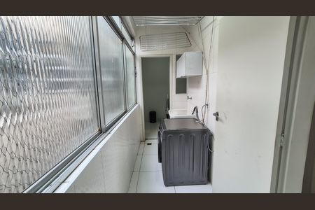 Apartamento à venda com 67m², 2 quartos e 1 vaga Apartamento à venda com 67m², 2 quartos e 1 vagaÁrea de Serviço