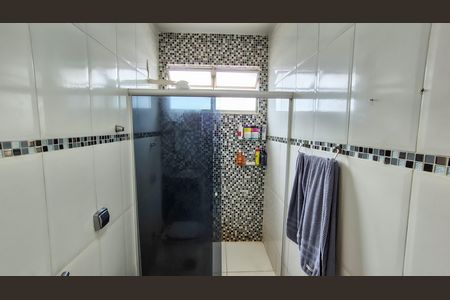 Apartamento à venda com 67m², 2 quartos e 1 vaga Apartamento à venda com 67m², 2 quartos e 1 vagaBanheiro