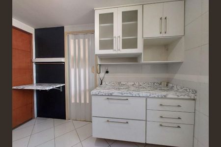 Apartamento à venda com 60m², 2 quartos e 1 vaga