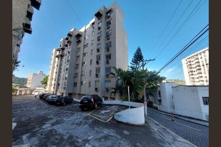 Apartamento à venda com 60m², 2 quartos e 1 vaga