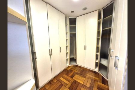 Casa à venda com 280m², 4 quartos e 2 vagas