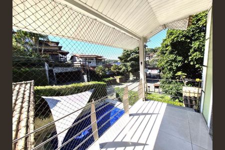 Casa à venda com 280m², 4 quartos e 2 vagas