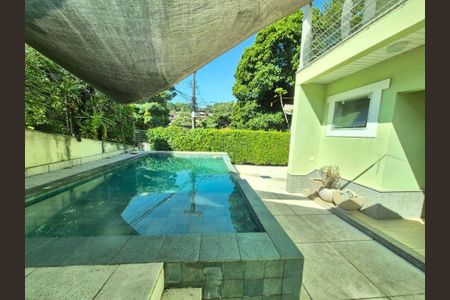 Casa à venda com 280m², 4 quartos e 2 vagas