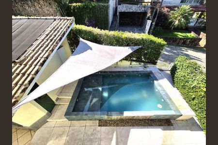Casa à venda com 280m², 4 quartos e 2 vagas