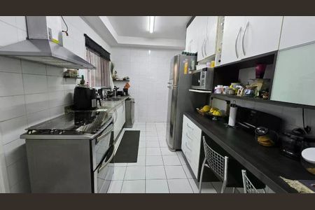 Apartamento à venda com 158m², 3 quartos e 3 vagas