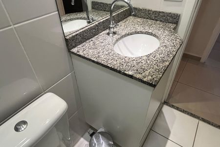 Apartamento para alugar com 64m², 2 quartos e 1 vaga Apartamento para alugar com 64m², 2 quartos e 1 vagaBanheiro Social