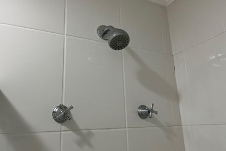 Apartamento para alugar com 64m², 2 quartos e 1 vaga Apartamento para alugar com 64m², 2 quartos e 1 vagaBanheiro da Suíte