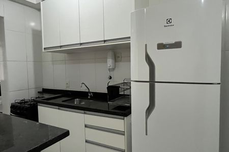 Apartamento para alugar com 64m², 2 quartos e 1 vaga Apartamento para alugar com 64m², 2 quartos e 1 vagaCozinha e Área de Serviço