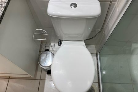 Apartamento para alugar com 64m², 2 quartos e 1 vaga Apartamento para alugar com 64m², 2 quartos e 1 vagaBanheiro da Suíte