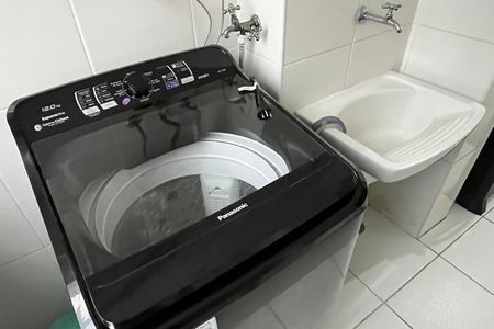 Apartamento para alugar com 64m², 2 quartos e 1 vaga Apartamento para alugar com 64m², 2 quartos e 1 vagaCozinha e Área de Serviço