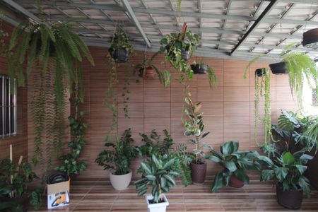 Casa à venda com 166m², 3 quartos e sem vagaVaranda
