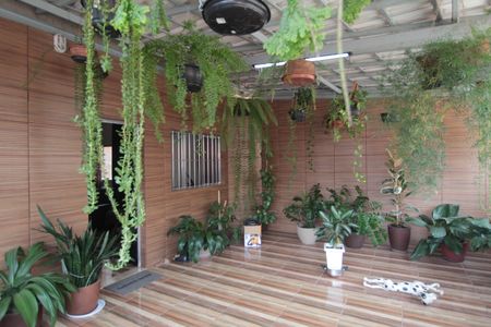 Casa à venda com 166m², 3 quartos e sem vagaVaranda
