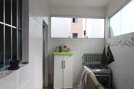 Casa à venda com 166m², 3 quartos e sem vagaÁrea de Serviço