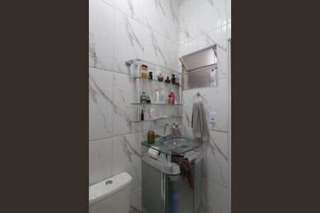 Casa à venda com 166m², 3 quartos e sem vagaBanheiro da Suite