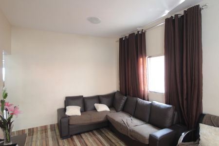 Sala de casa à venda com 3 quartos, 166m² em Jardim Felicidade, Belo Horizonte