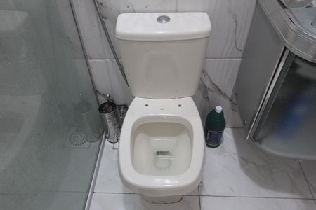 Casa à venda com 166m², 3 quartos e sem vagaBanheiro da Suite