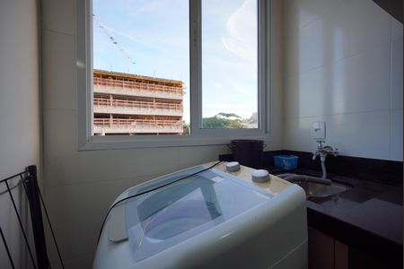 Apartamento para alugar com 64m², 1 quarto e 1 vagaÁrea de Serviço