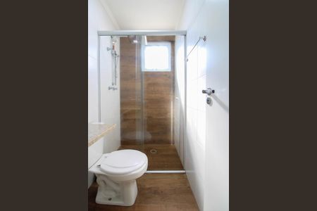 Apartamento à venda com 82m², 3 quartos e 2 vagas Apartamento à venda com 82m², 3 quartos e 2 vagasBanheiro Suíte