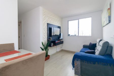 Apartamento à venda com 47m², 2 quartos e 1 vaga Apartamento à venda com 47m², 2 quartos e 1 vagaSala
