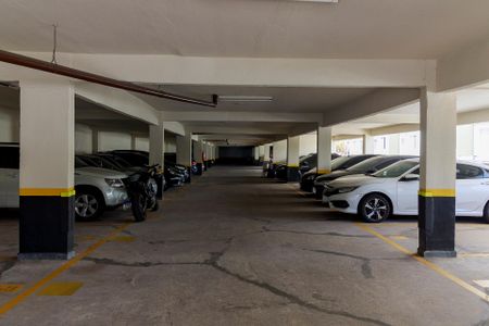 Apartamento à venda com 47m², 2 quartos e 1 vaga Apartamento à venda com 47m², 2 quartos e 1 vagaGaragem