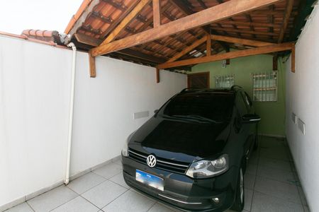 Casa à venda com 110m², 2 quartos e 2 vagas Casa à venda com 110m², 2 quartos e 2 vagasGaragem