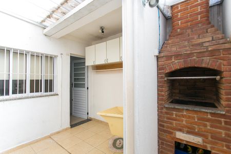 Casa à venda com 110m², 2 quartos e 2 vagas Casa à venda com 110m², 2 quartos e 2 vagasÁrea de Serviço - Churrasqueira