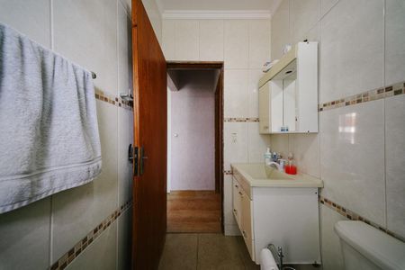 Casa à venda com 300m², 4 quartos e 6 vagasBanheiro 1