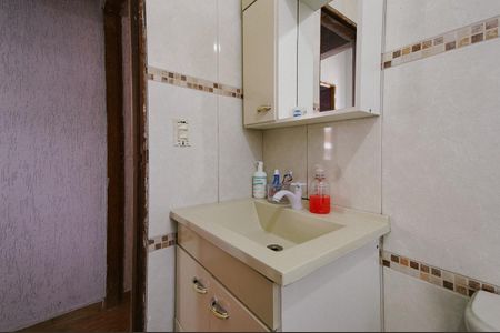 Casa à venda com 300m², 4 quartos e 6 vagasBanheiro 1