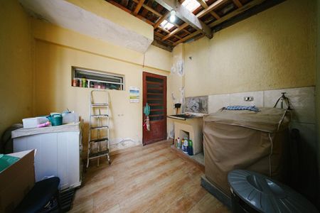 Casa à venda com 300m², 4 quartos e 6 vagasÁrea de Serviço