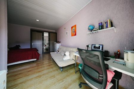Casa à venda com 300m², 4 quartos e 6 vagasQuarto 4
