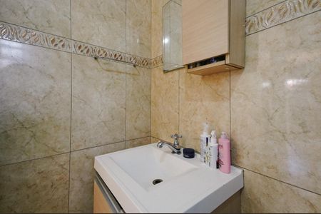 Casa à venda com 300m², 4 quartos e 6 vagasBanheiro 3