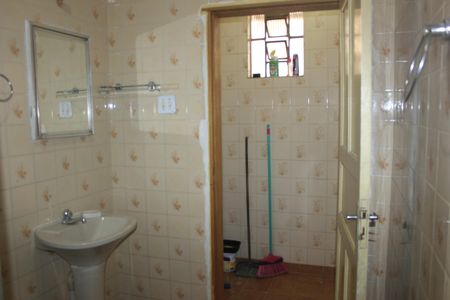Casa para alugar com 80m², 2 quartos e sem vagaBanheiro