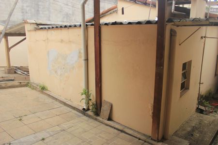 Casa para alugar com 80m², 2 quartos e sem vagaQuintal
