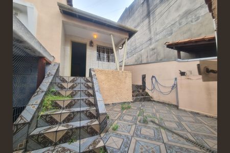 Casa para alugar com 80m², 2 quartos e sem vagaQuintal