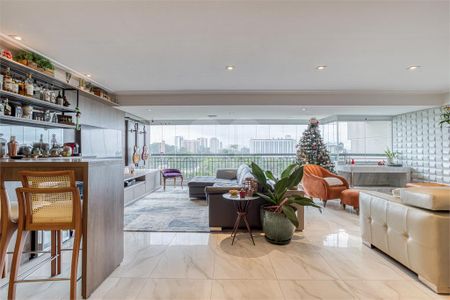 Apartamento à venda com 303m², 3 quartos e 4 vagas