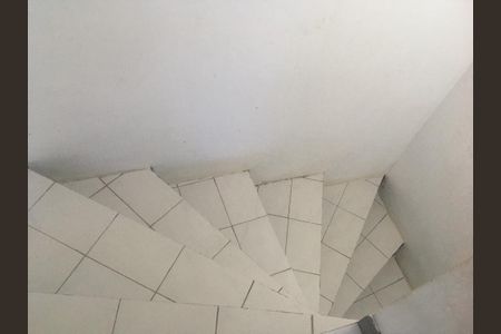 Casa à venda com 122m², 2 quartos e 2 vagas