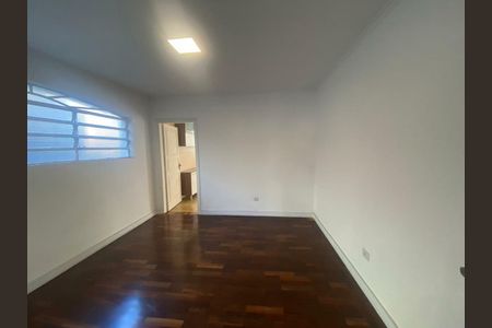 Casa à venda com 3 quartos, 156m² em Vila Alexandria, São Paulo