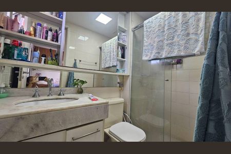 Casa à venda com 110m², 3 quartos e 2 vagas