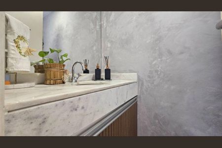 Casa à venda com 110m², 3 quartos e 2 vagas
