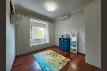 Casa de Condomínio à venda com 4 quartos, 348m² em Tamboré, Santana de Parnaíba