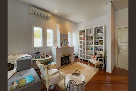 Casa de Condomínio à venda com 4 quartos, 348m² em Tamboré, Santana de Parnaíba
