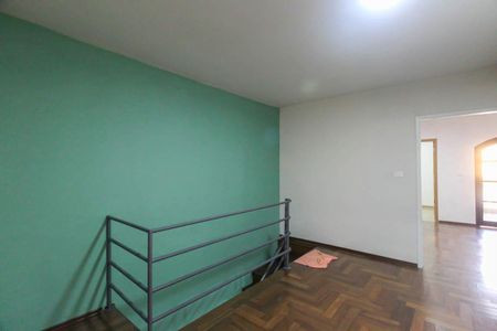 Sala de TV de casa para alugar com 5 quartos, 140m² em Vila Cardoso Franco, São Paulo