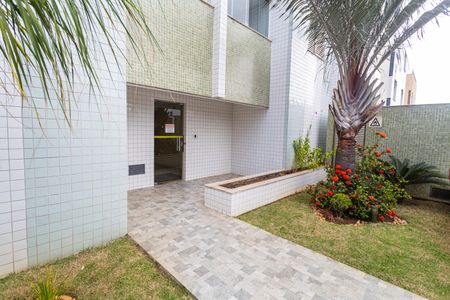 Apartamento à venda com 75m², 3 quartos e 2 vagasHall de entrada