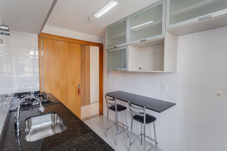 Apartamento à venda com 75m², 3 quartos e 2 vagasCozinha
