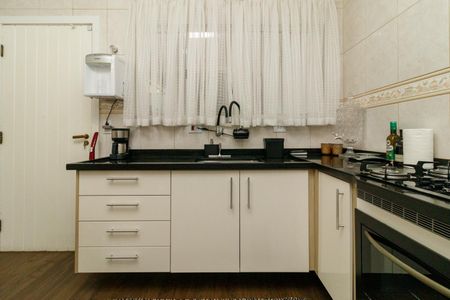 Casa para alugar com 127m², 3 quartos e 2 vagas Casa para alugar com 127m², 3 quartos e 2 vagasCozinha