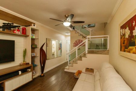 Casa para alugar com 127m², 3 quartos e 2 vagas Casa para alugar com 127m², 3 quartos e 2 vagasSala
