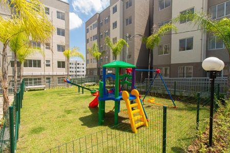 Apartamento para alugar com 41m², 2 quartos e sem vaga Apartamento para alugar com 41m², 2 quartos e sem vagaÁrea comum - Playground
