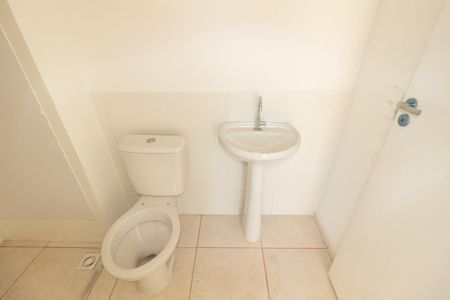 Apartamento para alugar com 41m², 2 quartos e sem vaga Apartamento para alugar com 41m², 2 quartos e sem vagaBanheiro